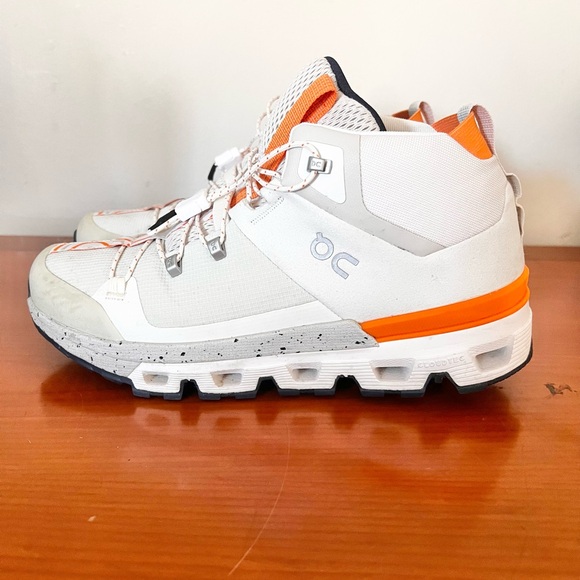 On Cloud Trax hiking boots women’s walking shoes size 8.5 - Picture 2 of 7